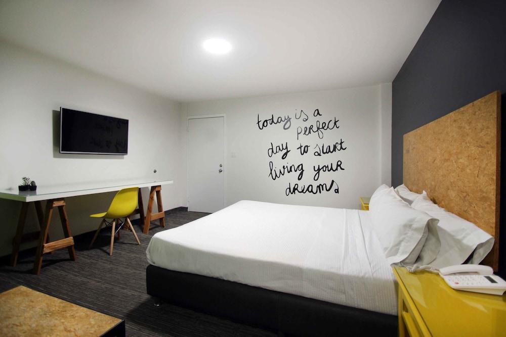 B My Hotel 티후아나 외부 사진