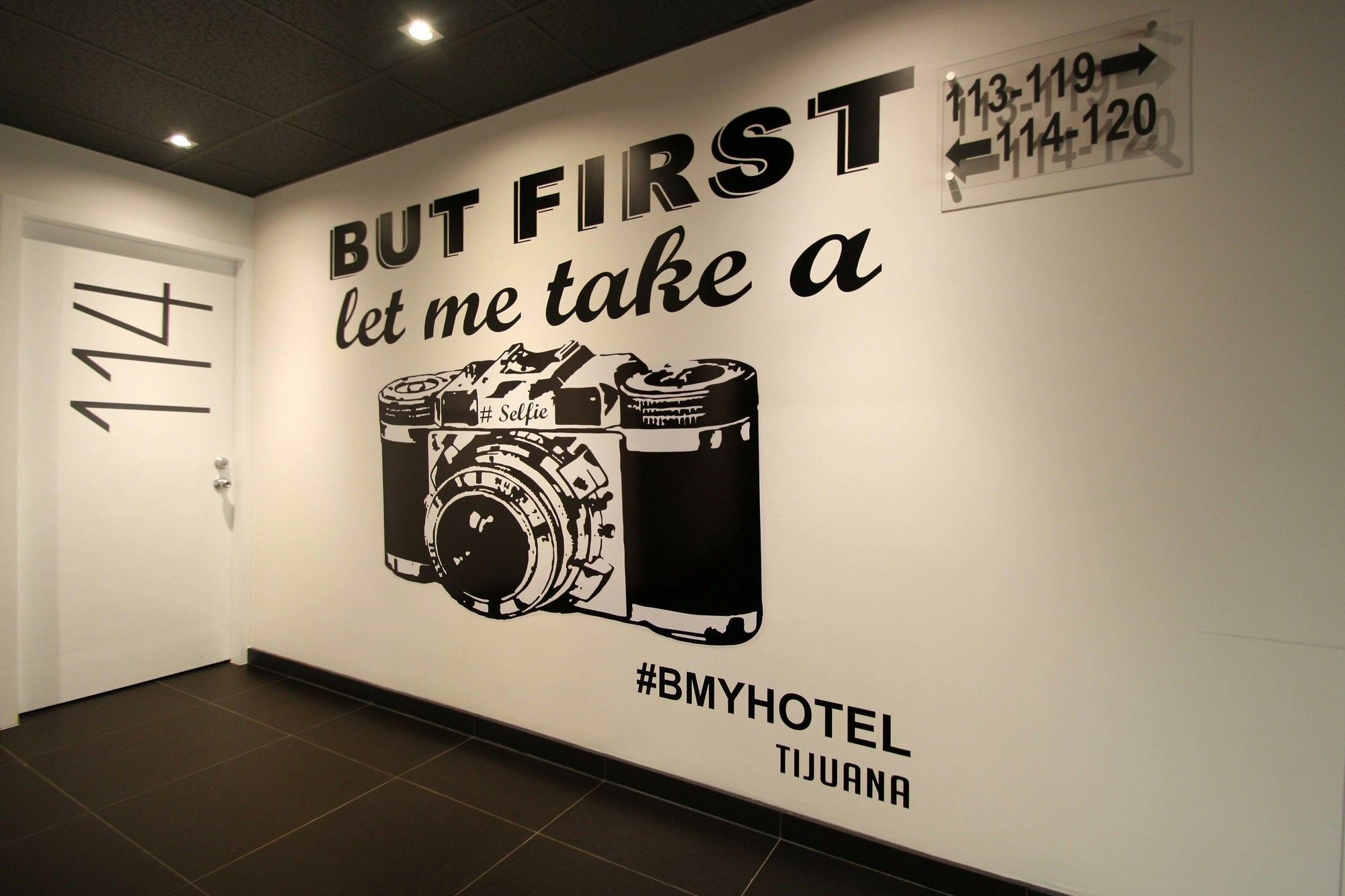 B My Hotel 티후아나 외부 사진